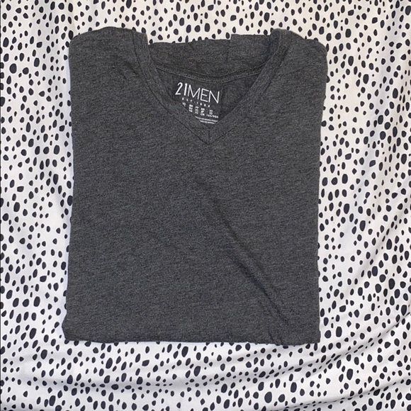 Forever 21 V neck tee - Picture 1 of 3
